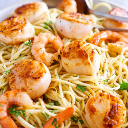 Krab Kingz Fried Boiled Shrimp Pasta with Alfredo Sauce